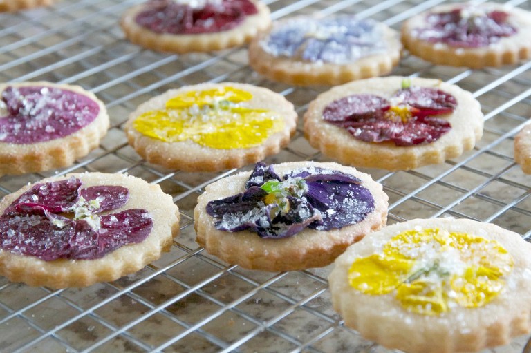 pansy cookies