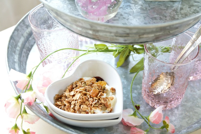 Gingerbread Granola 1